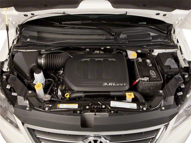 2011 Volkswagen Routan SE