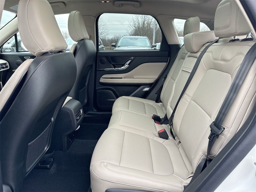 2026 Lincoln Corsair Premiere