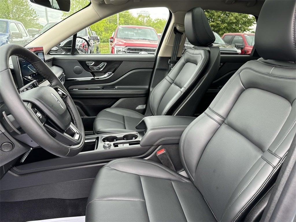 2025 Lincoln Corsair Premiere