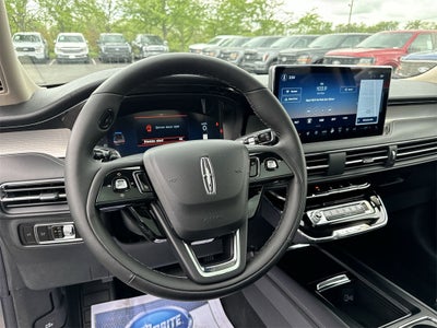 2025 Lincoln Corsair Premiere