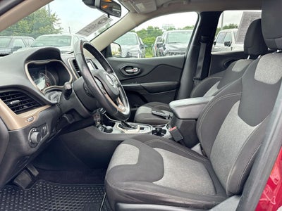 2017 Jeep Cherokee Sport