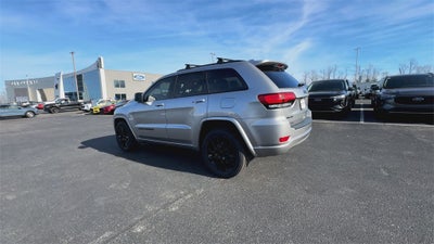 2021 Jeep Grand Cherokee Laredo X