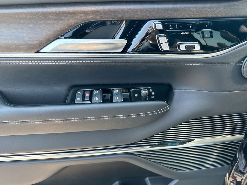 2023 Jeep Grand Wagoneer Series II