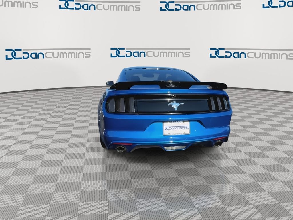 2017 Ford Mustang V6