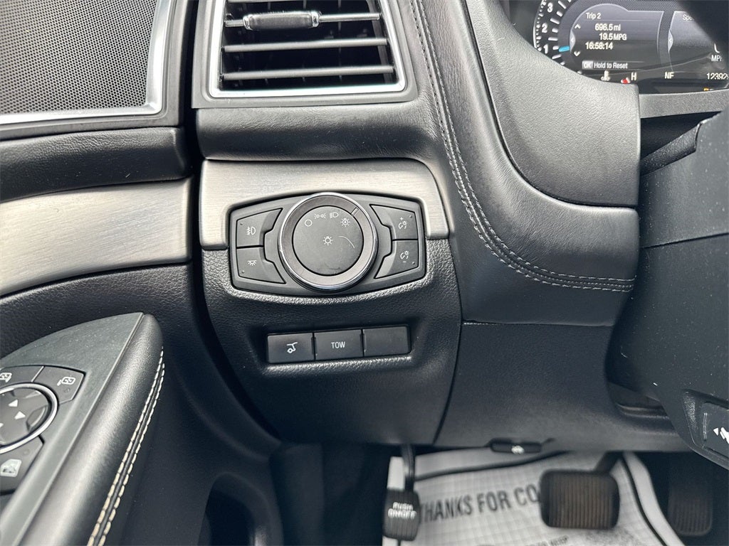 2019 Ford Explorer Platinum