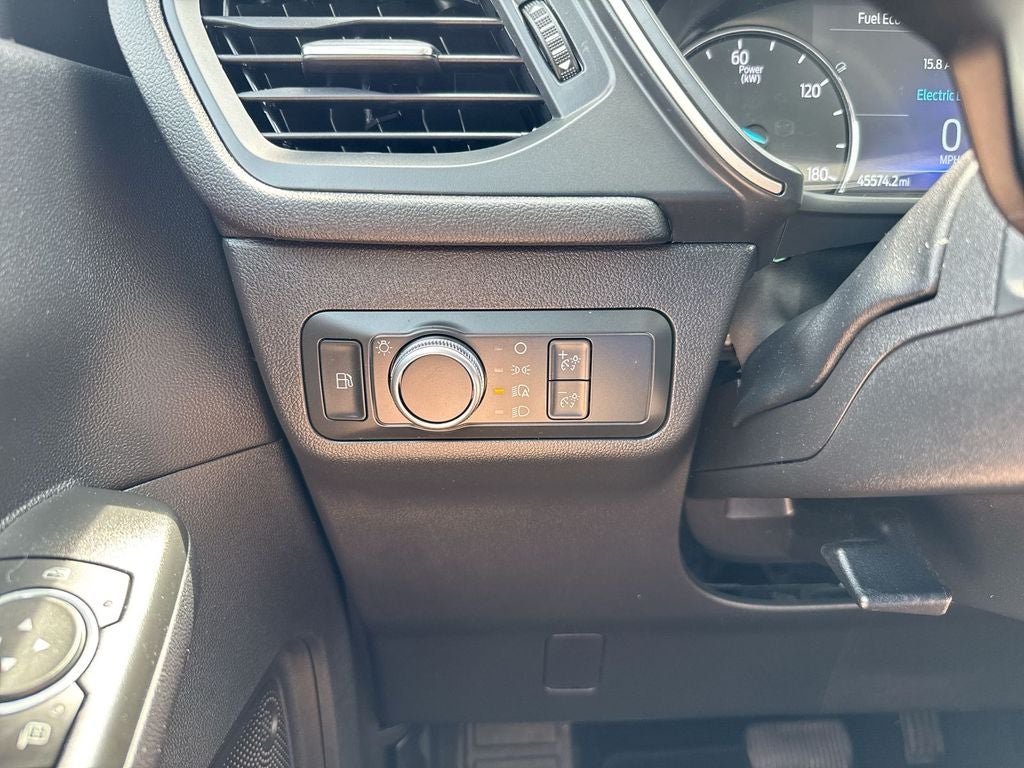 2022 Ford Escape Hybrid SE