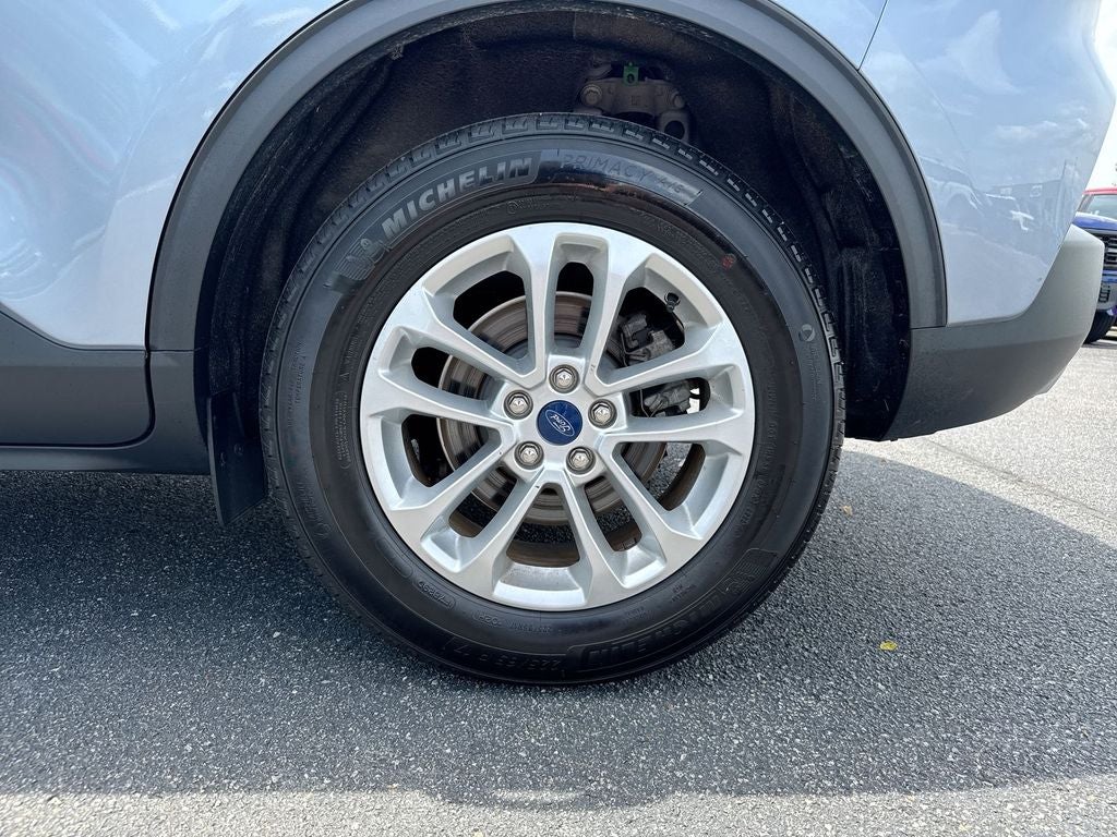 2022 Ford Escape Hybrid SE