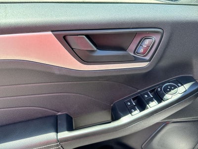 2022 Ford Escape Hybrid SE