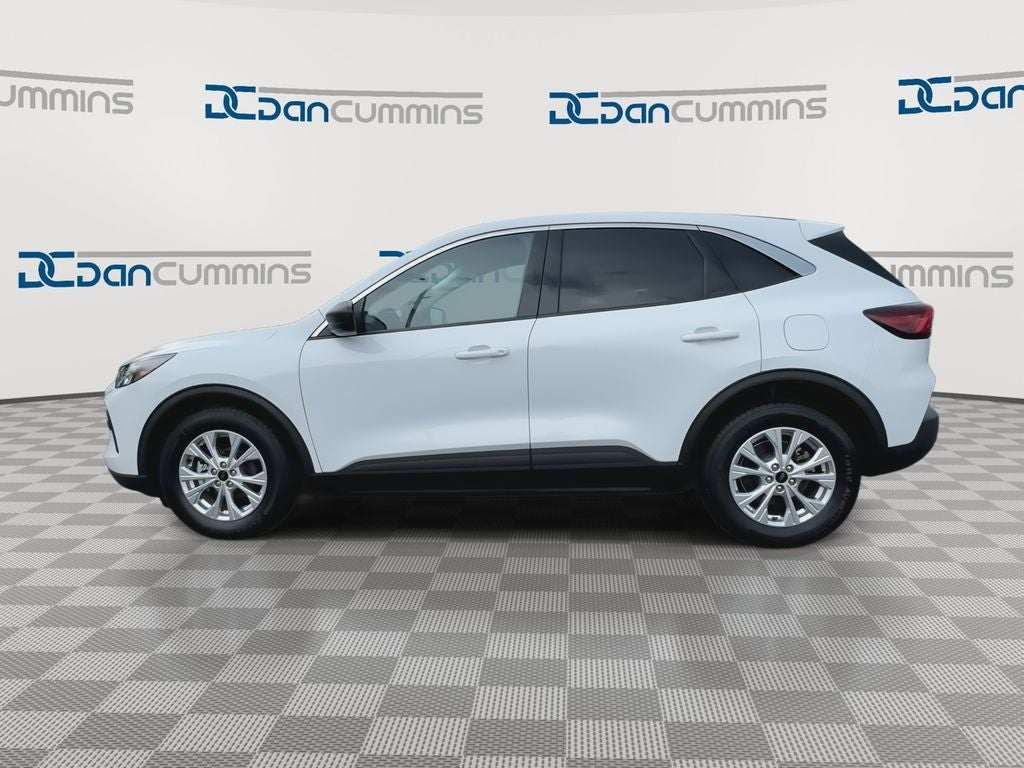 2023 Ford Escape Hybrid Active