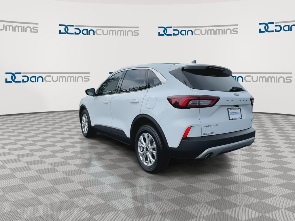 2023 Ford Escape Hybrid Active