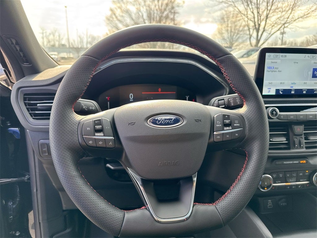 2025 Ford Escape ST-Line Select