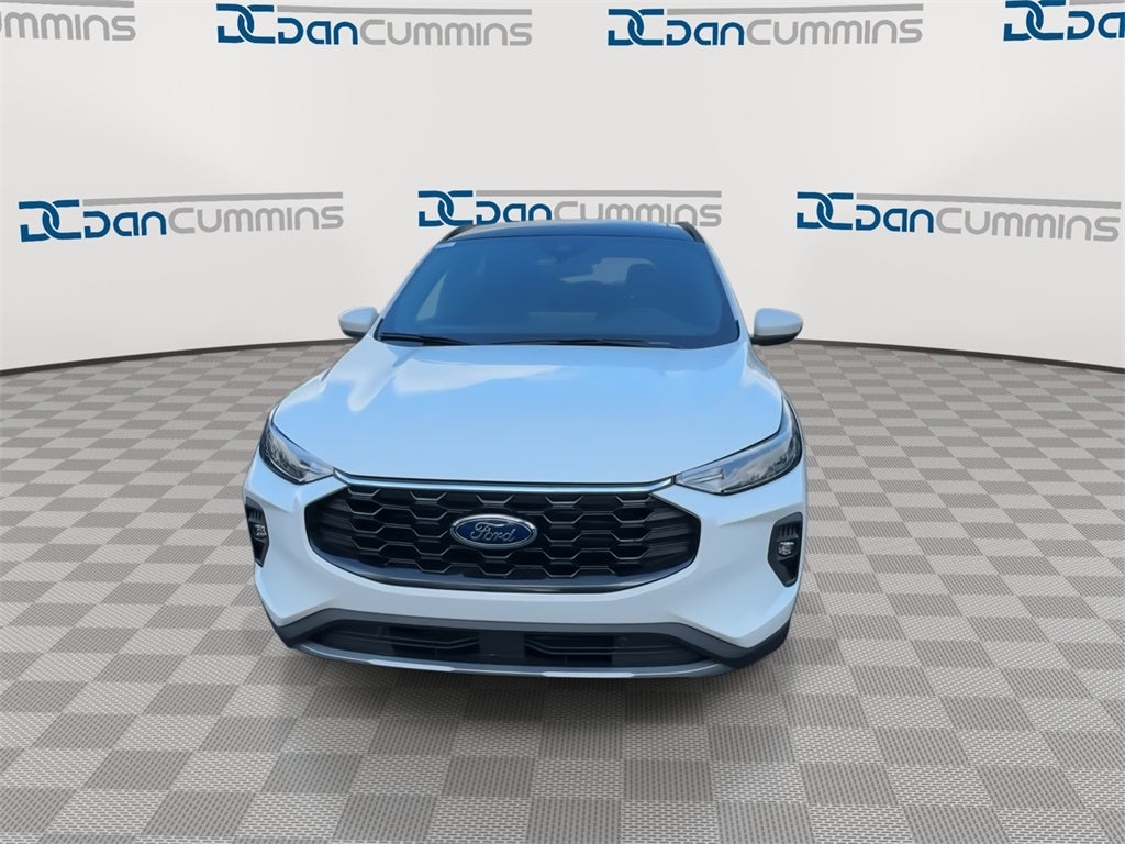 2026 Ford Escape Hybrid ST-Line Select