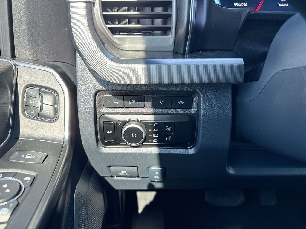 2024 Ford F-350SD Platinum