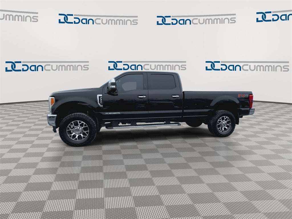 2017 Ford F-350SD Lariat