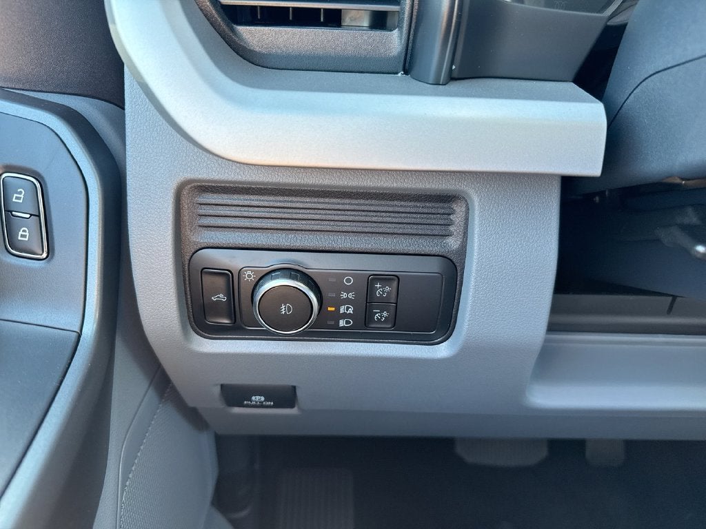 2027 Ford F-350SD XL