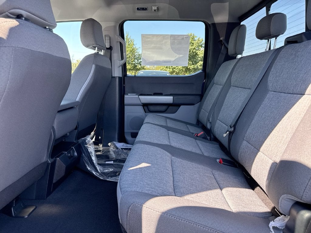2027 Ford F-350SD XL