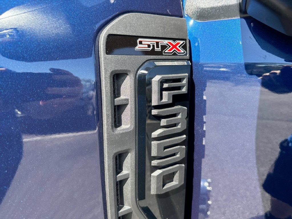 2027 Ford F-350SD XL