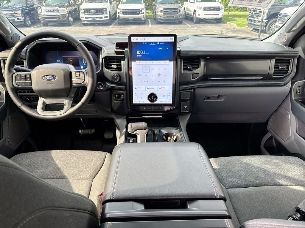 2024 Ford F-150 Lightning Flash