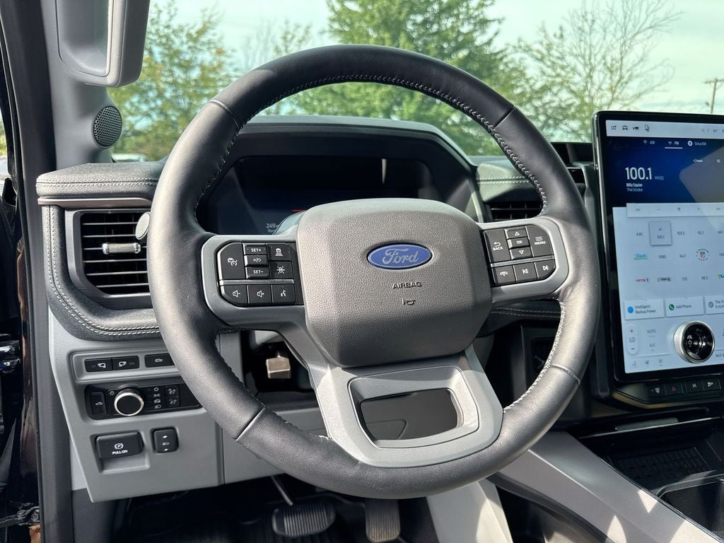 2024 Ford F-150 Lightning Flash