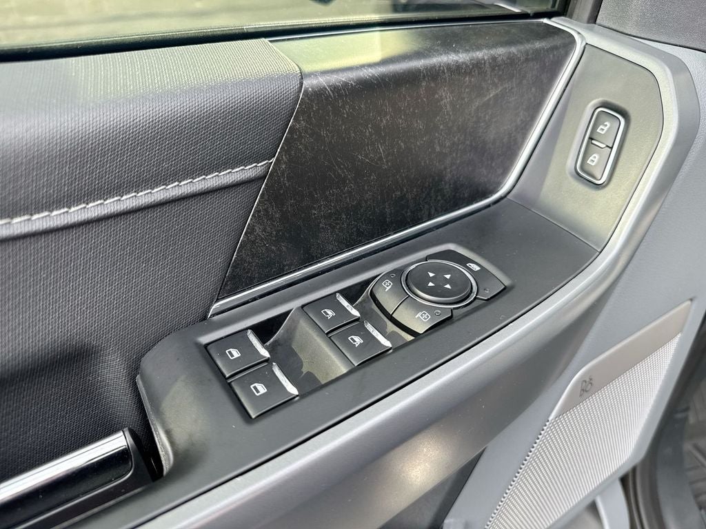 2024 Ford F-150 Lightning Flash