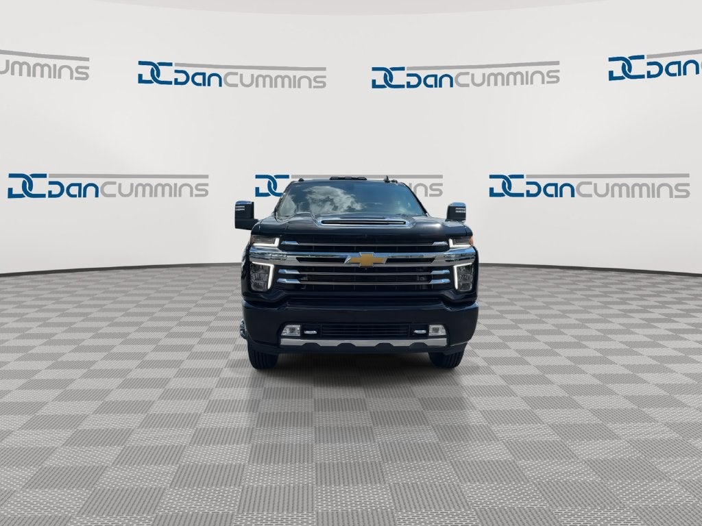 2022 Chevrolet Silverado 3500HD High Country