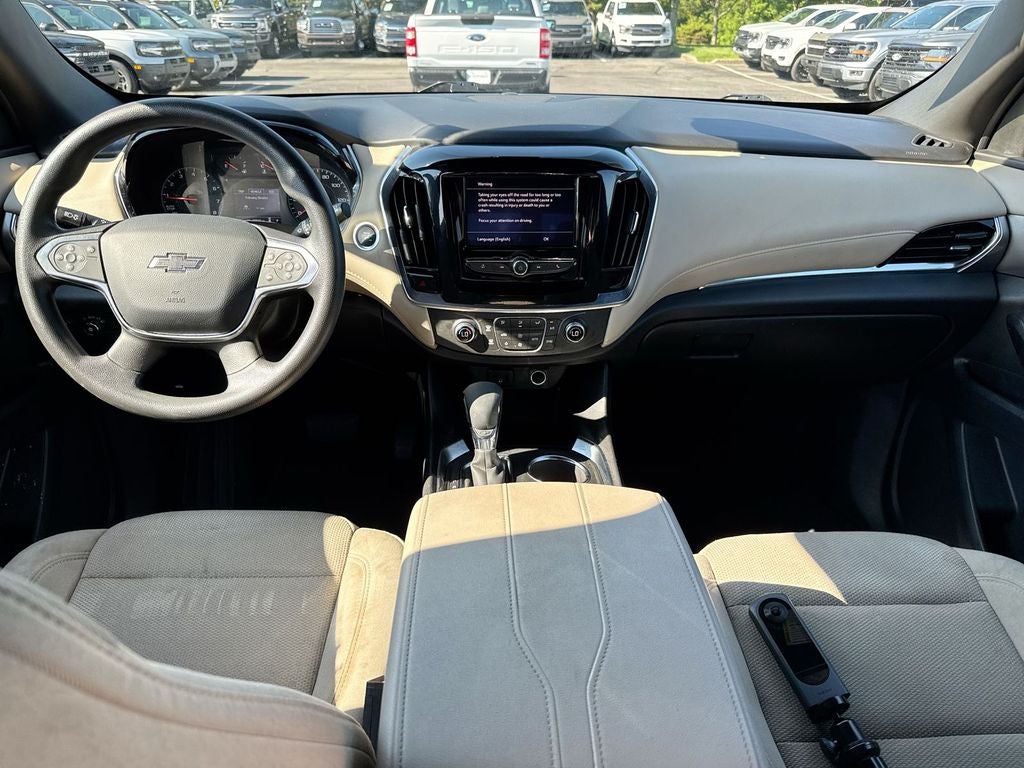 2023 Chevrolet Traverse LS