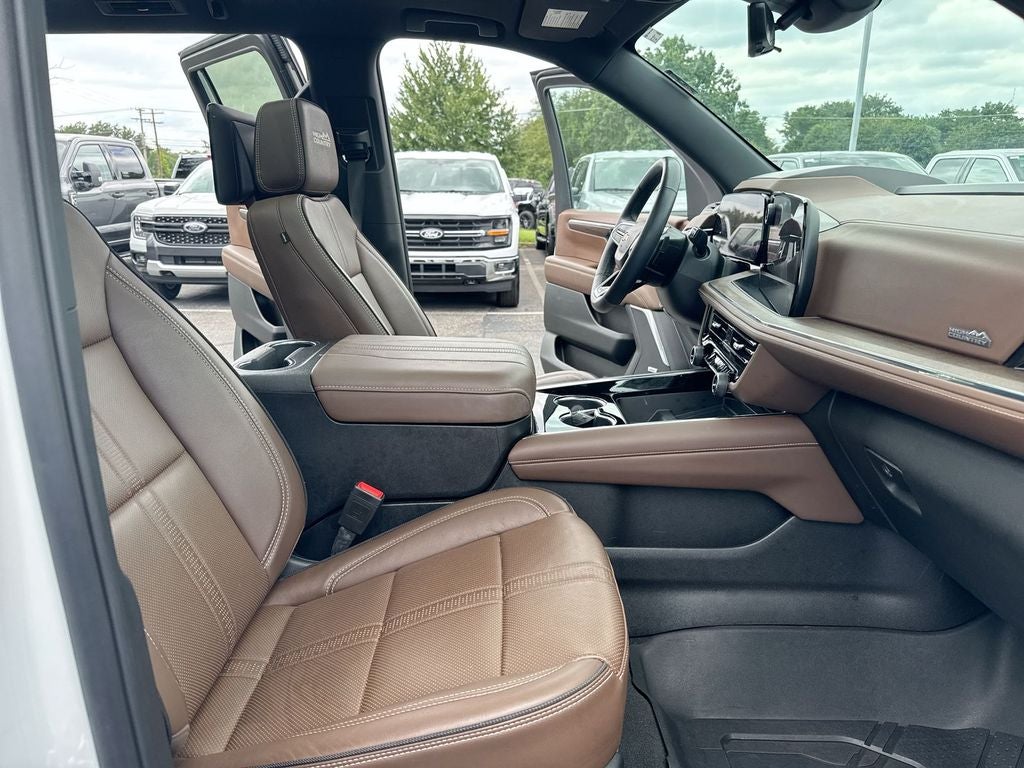 2025 Chevrolet Suburban High Country