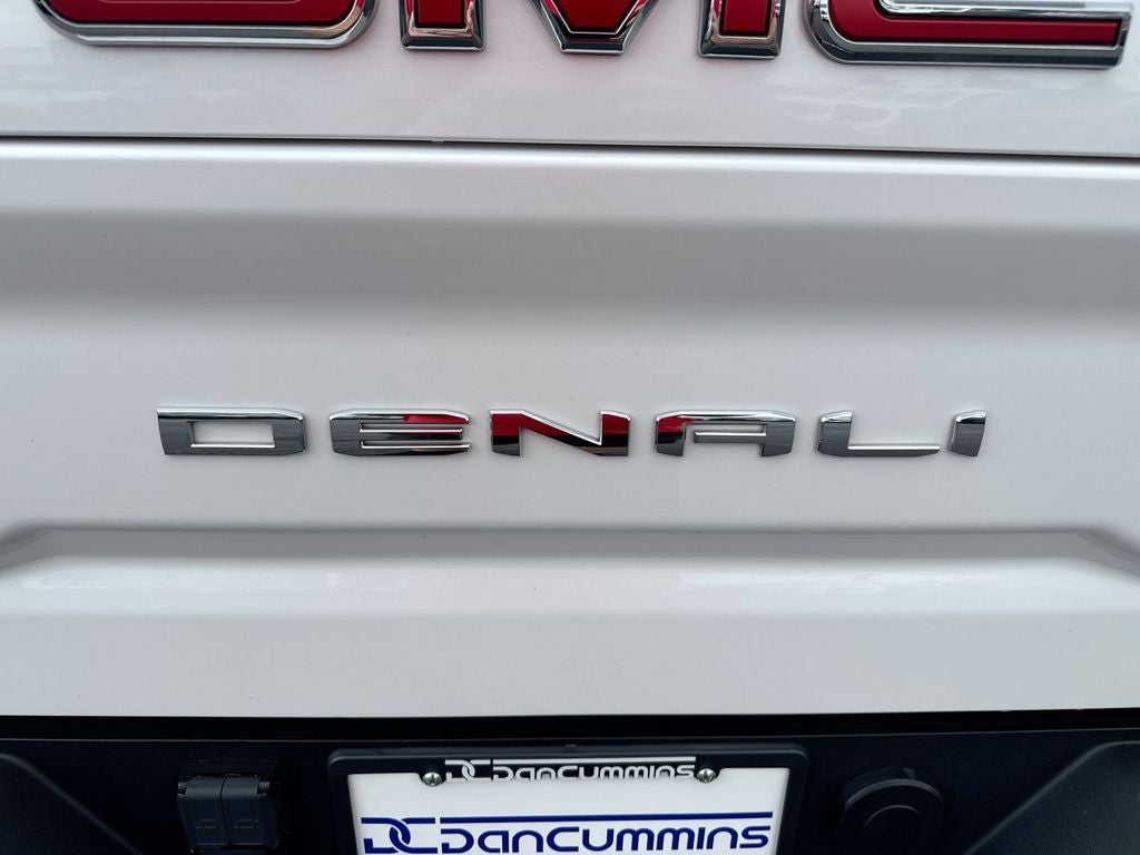 2023 GMC Sierra 2500HD Denali