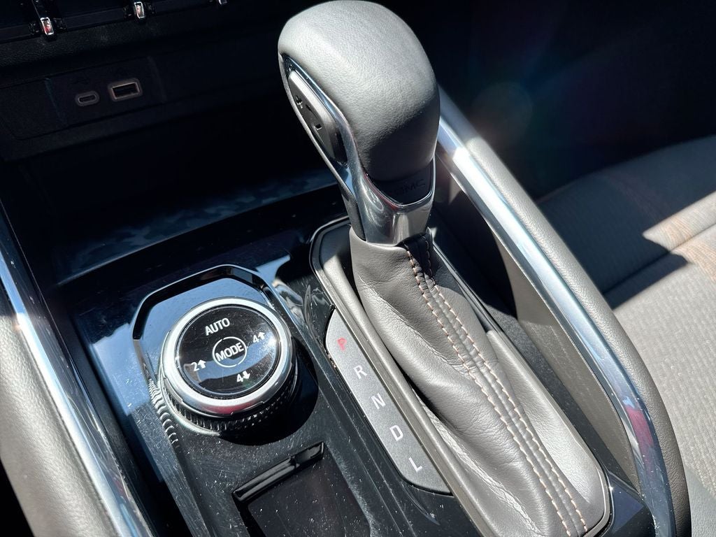 2024 GMC Canyon AT4