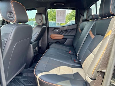 2024 GMC Canyon AT4