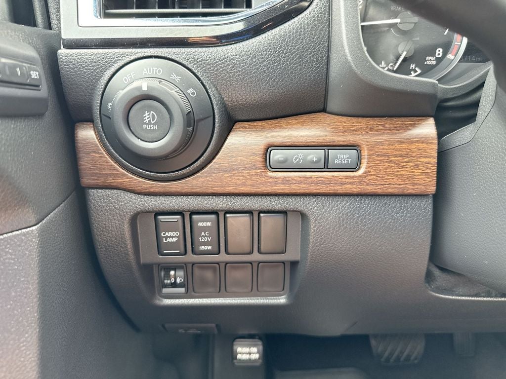 2023 Nissan Titan Platinum Reserve
