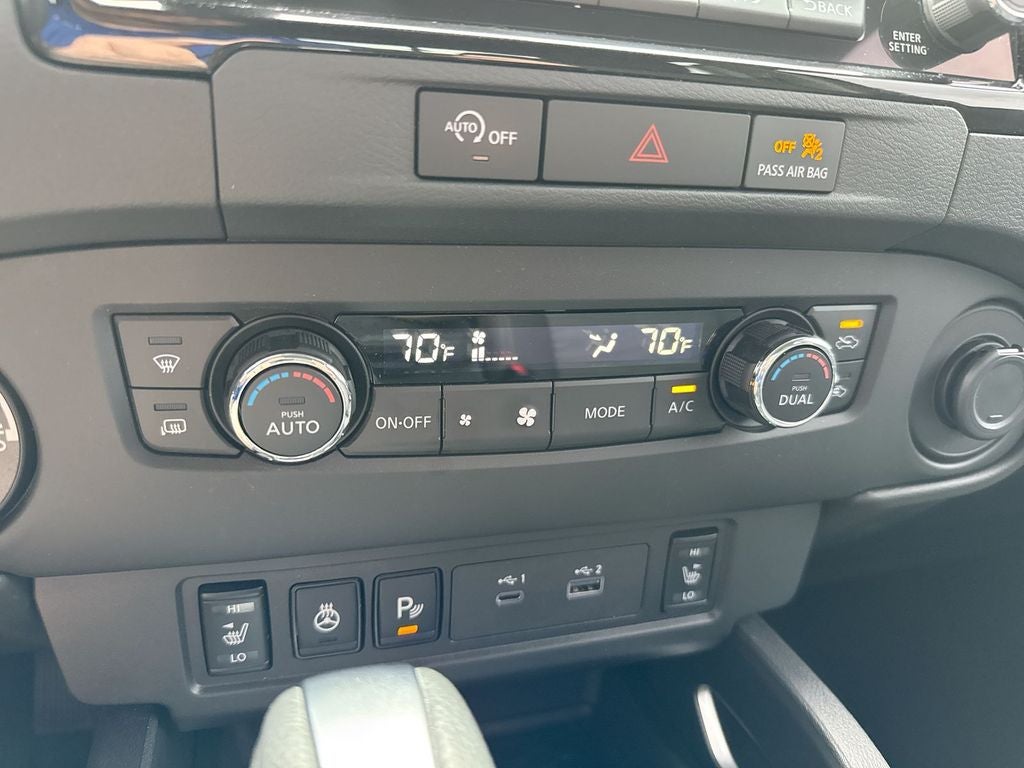 2024 Nissan Frontier SV
