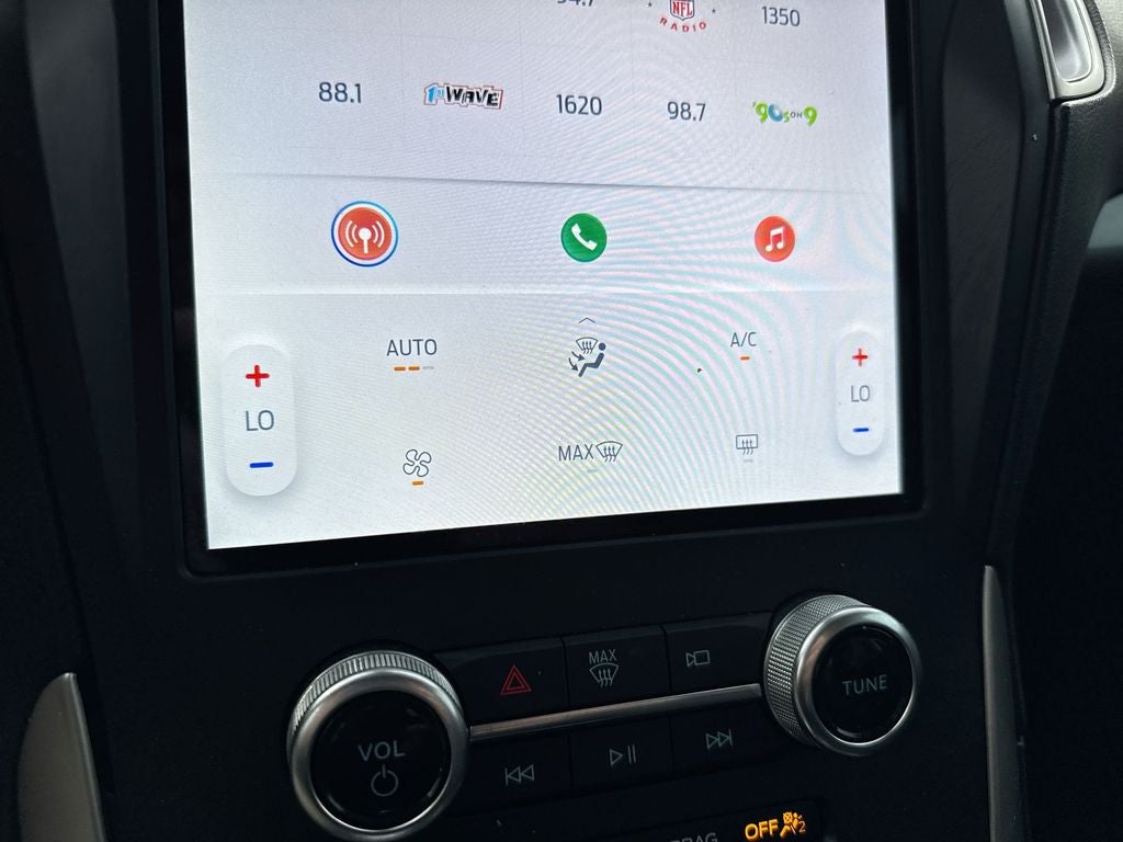 2024 Ford Edge SE