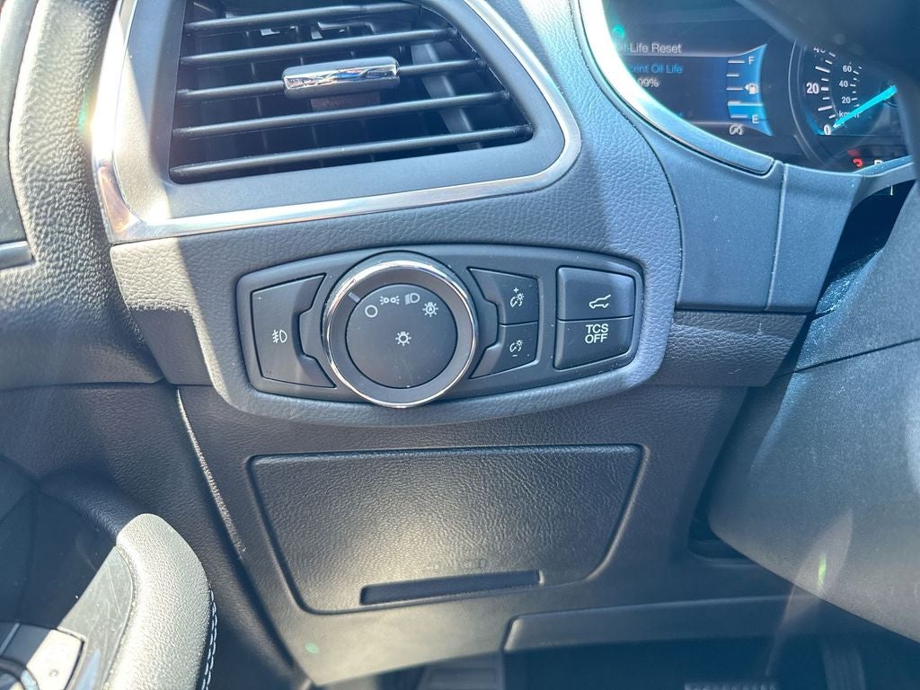 2020 Ford Edge Titanium