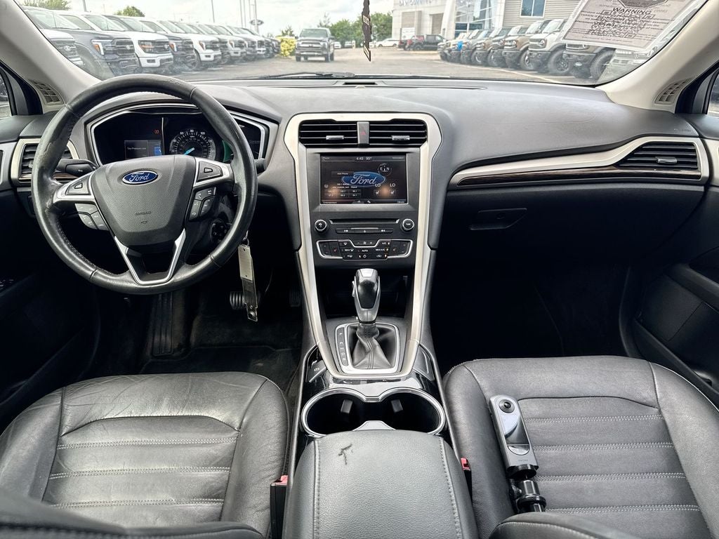 2016 Ford Fusion SE