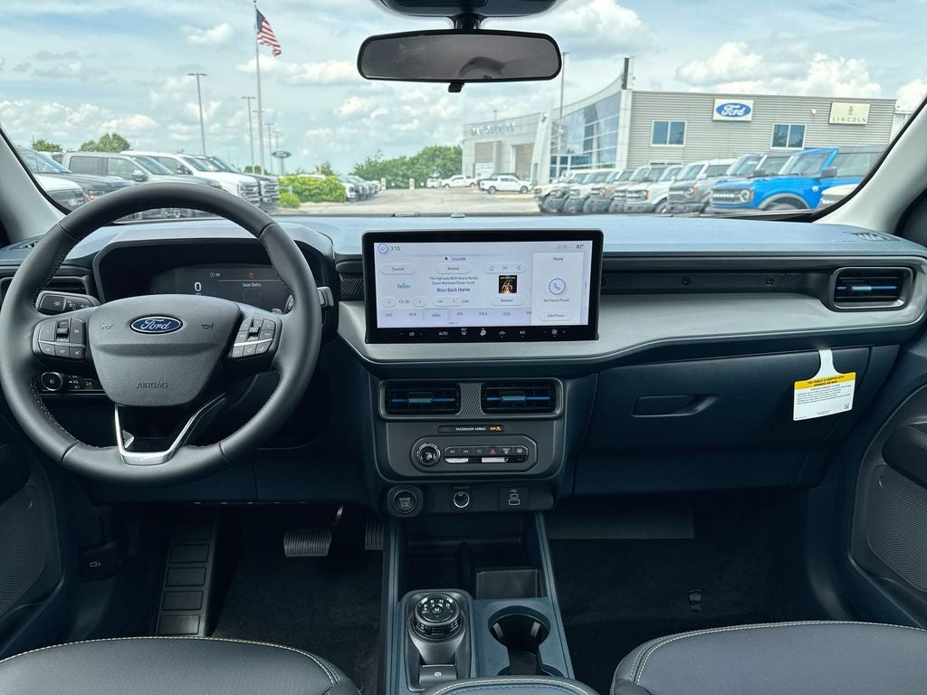 2026 Ford Maverick Lobo Standard