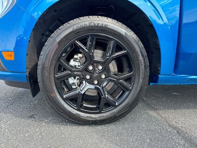 2026 Ford Maverick Lobo Standard