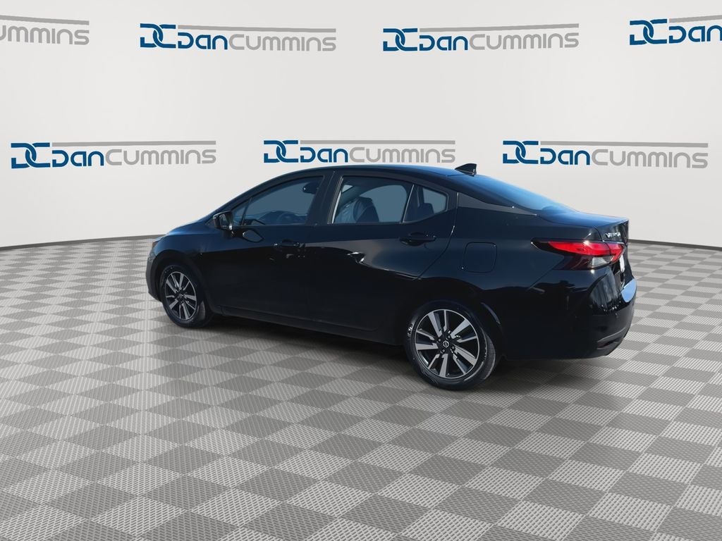 2021 Nissan Versa 1.6 SV