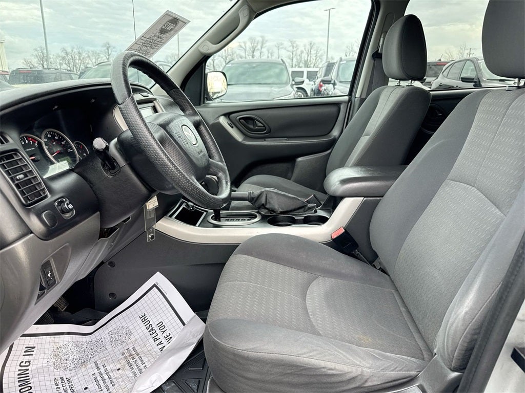 2005 Mazda Mazda Tribute i