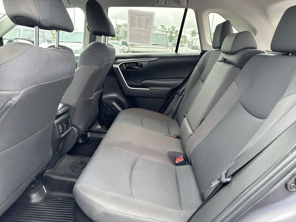 2023 Toyota RAV4 Hybrid LE
