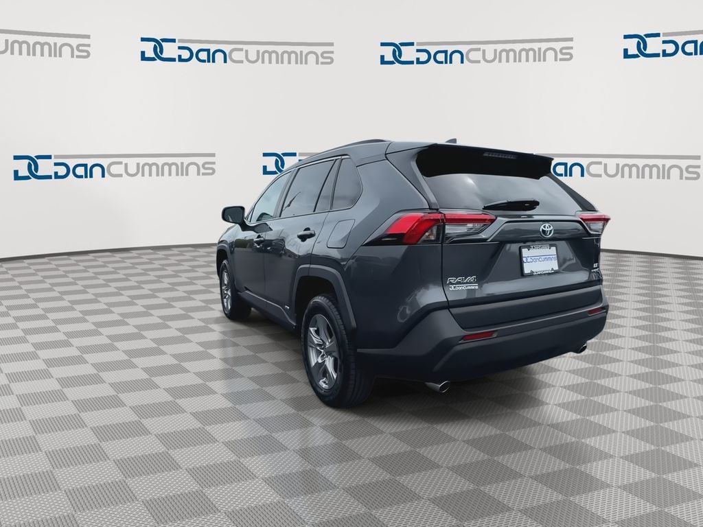2023 Toyota RAV4 Hybrid LE