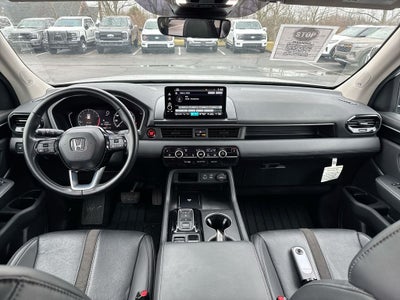 2025 Honda Pilot Touring