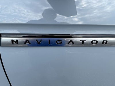 2027 Lincoln Navigator Reserve