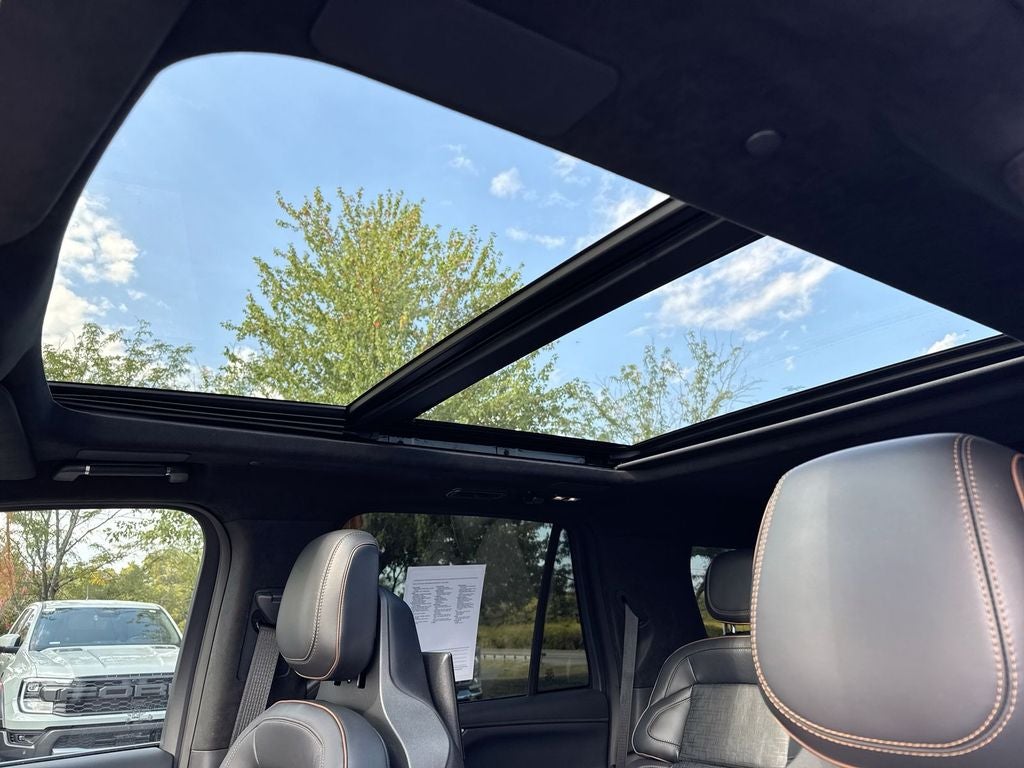 2025 Lincoln Navigator Black Label