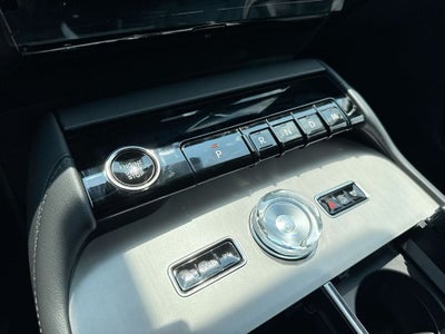 2027 Lincoln Navigator L Reserve