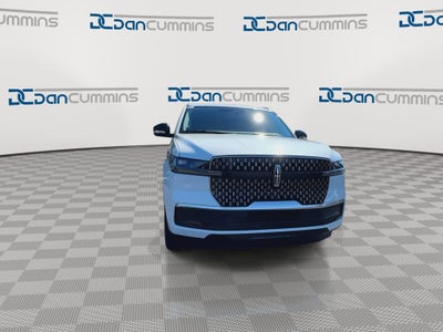 2027 Lincoln Navigator L Reserve