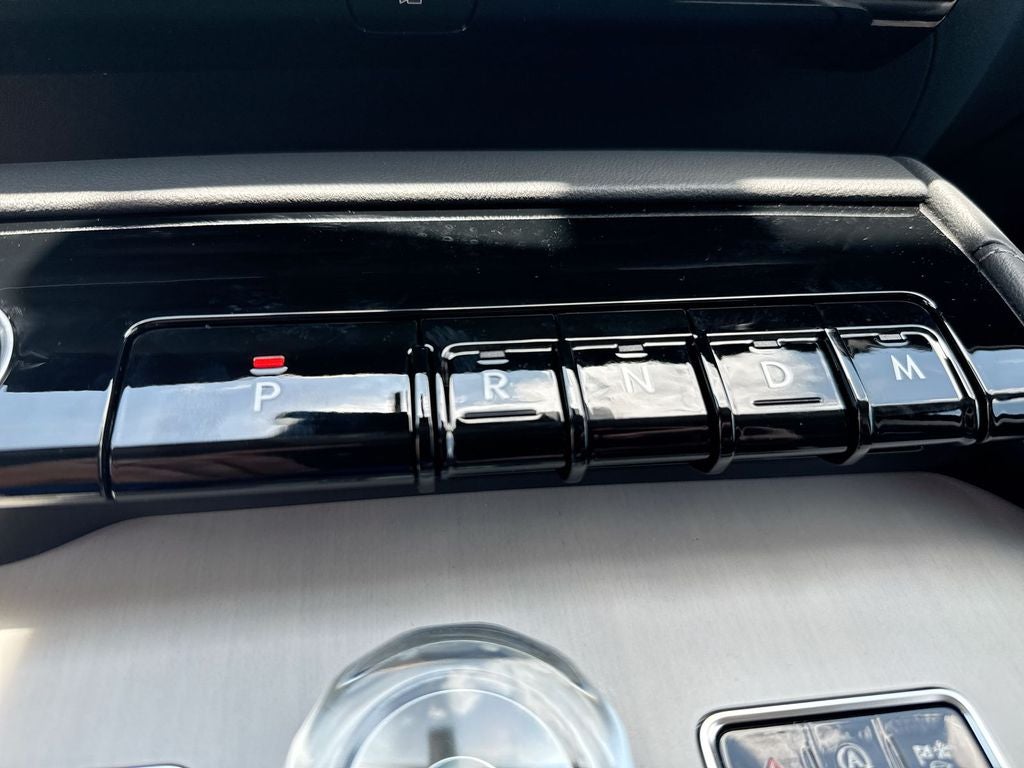 2027 Lincoln Navigator L Reserve
