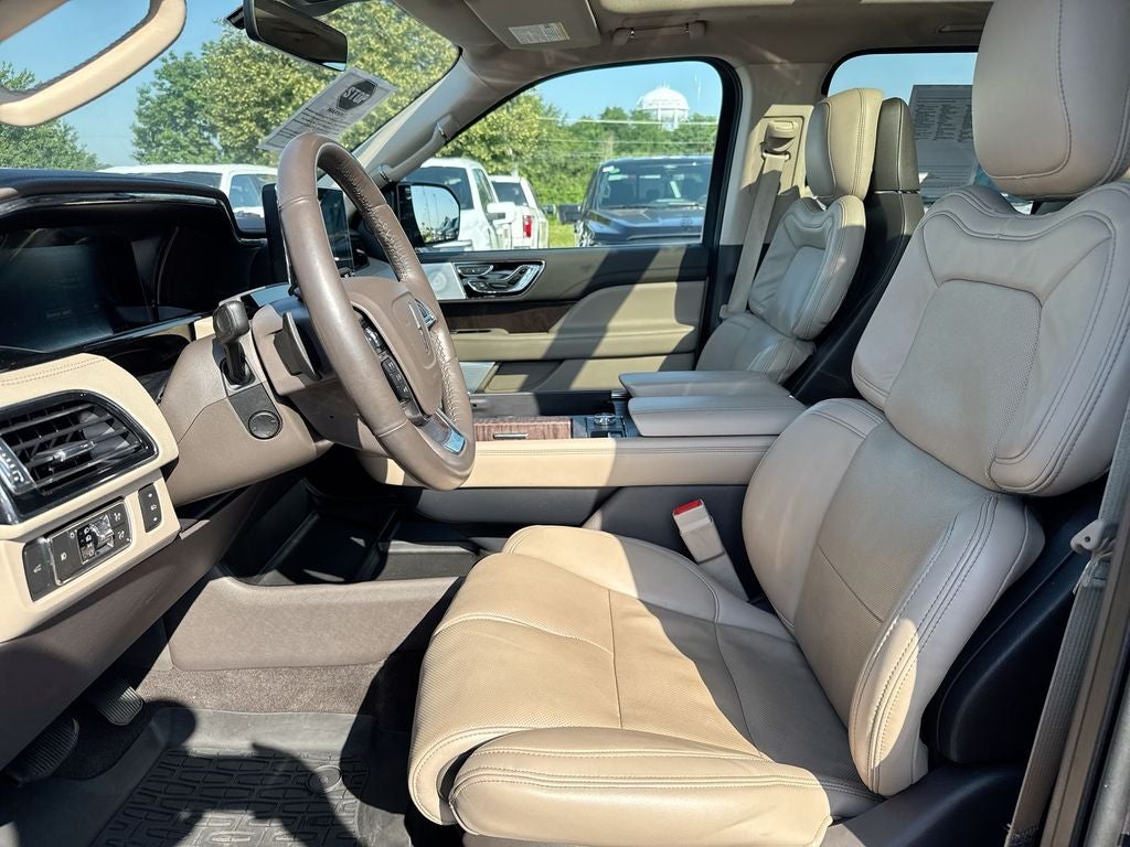 2022 Lincoln Navigator L Reserve