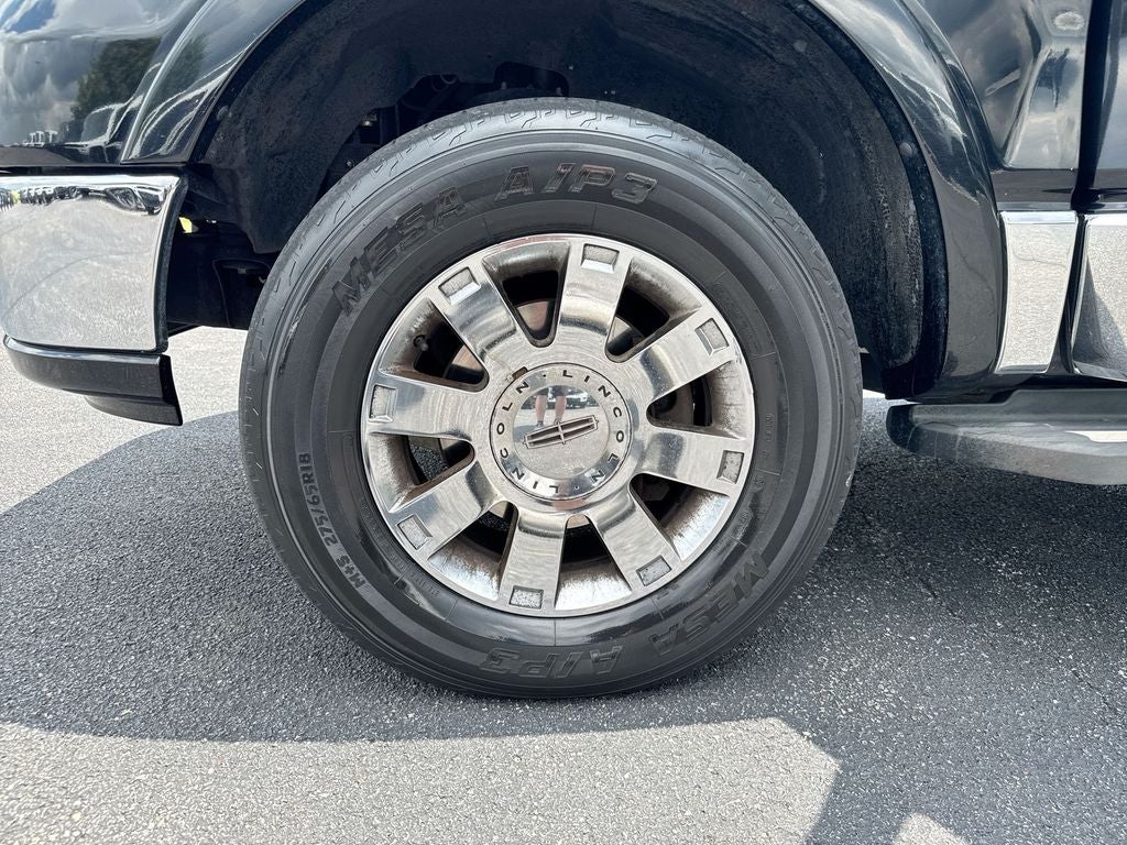 2006 Lincoln Mark LT Base