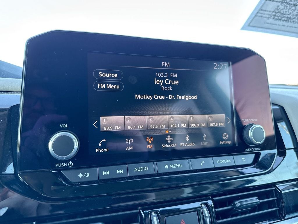 2024 Nissan Pathfinder SV